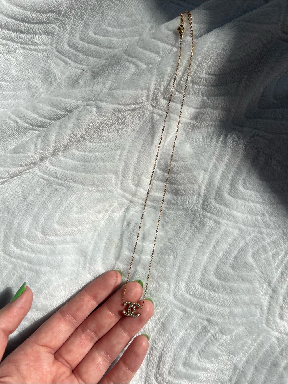 Gold inspired Pendant Necklace - Designer Style